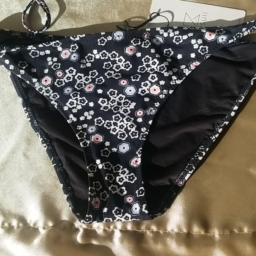 NWT Kisuii black women's Swimsuit set size medium - Picture 6 of 13